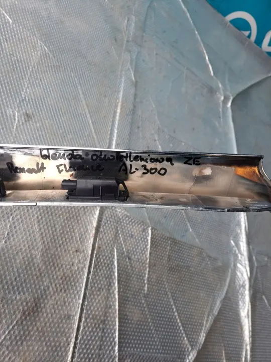 OEM listwa bakljusremsa för Renault Fluence ZE image 4