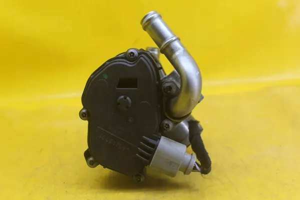 EGR-venttiili OEM 04L131150 VW Passat B8 2.0 TDI image 7