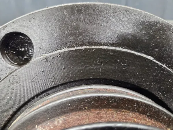 OEM 1230300003 Krukaspulley Mercedes W123 2.5B image 3