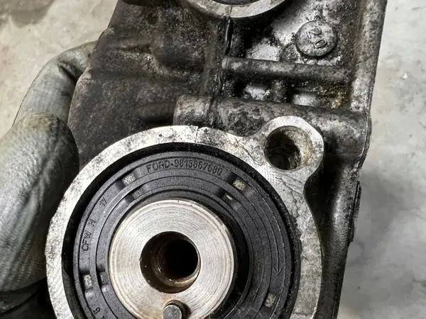 OEM 9830580480 Juego Cubreárbol de Levas para Citroen/Peugeot image 4