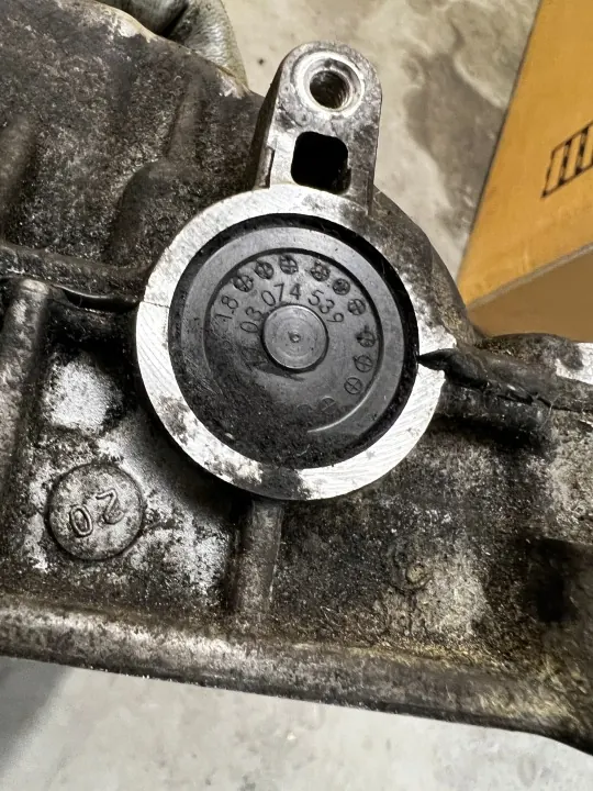 OEM 9830580480 Juego Cubreárbol de Levas para Citroen/Peugeot image 5
