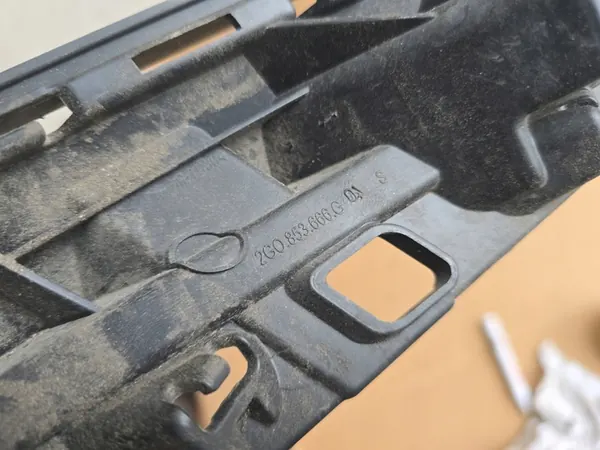 Griglia paraurti anteriore VW POLO VI 2G0853666G image 3