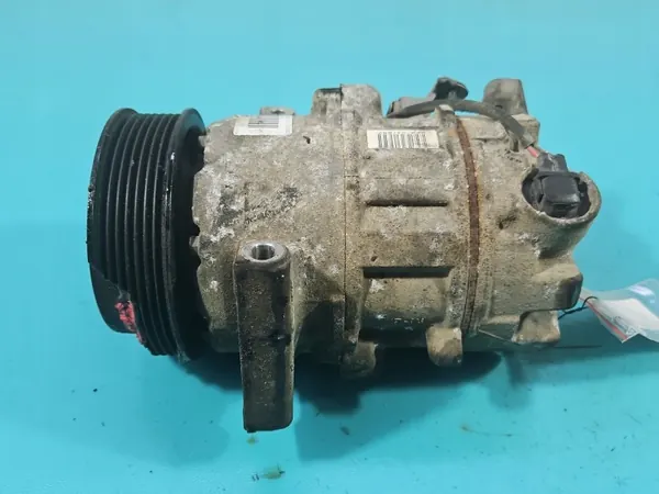 Compresseur A/C OEM 8200958328 pour Renault Scenic III image 4