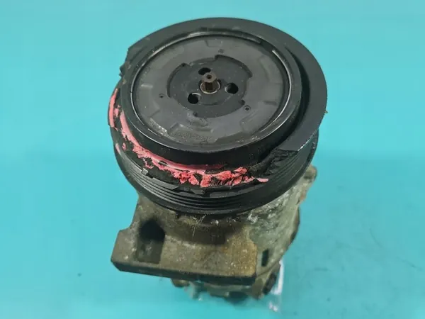 Compresseur A/C OEM 8200958328 pour Renault Scenic III image 5