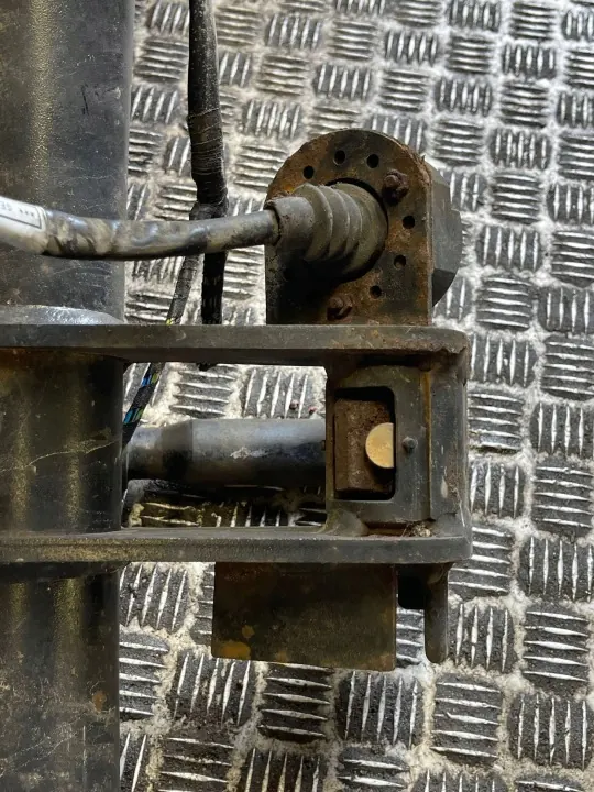 Conjunto gancho reboque SEAT OE usado OEM ESH13169 image 10