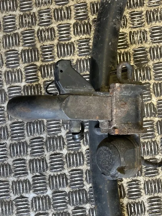 Conjunto gancho reboque SEAT OE usado OEM ESH13169 image 6