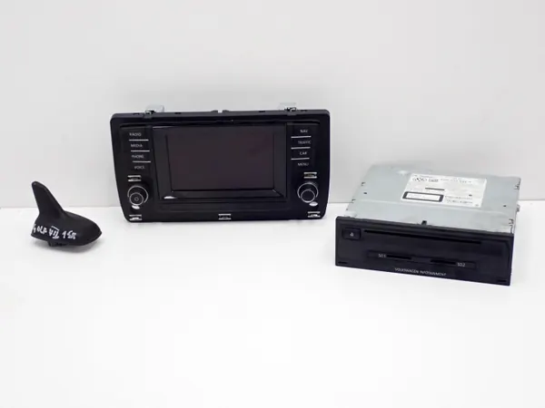 Pantalla de navegación OEM 5G0919605D para VW Golf VII image 2