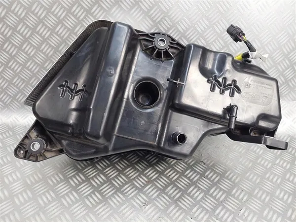 Réservoir AdBlue Ford Kuga MK3 Escape 1.5 TDCI 2020- image 4