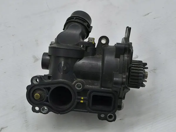 Vattenpump Audi A5 2.0 TFSI image 5