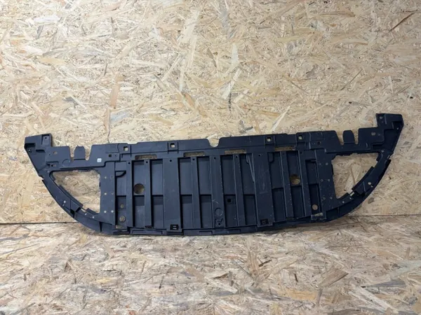 Renault Clio IV bumperbeschermer OEM RENAULT CLIO IV PLYTA OSLONA POD ZDERZAK ORYGINAL image 2