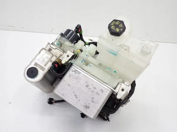 Pompe à chaleur climatisation Tesla Model 3 image 1