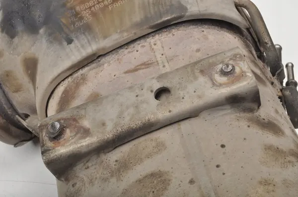 Catalisador VOLVO V70 III 31460823 1464845X image 4