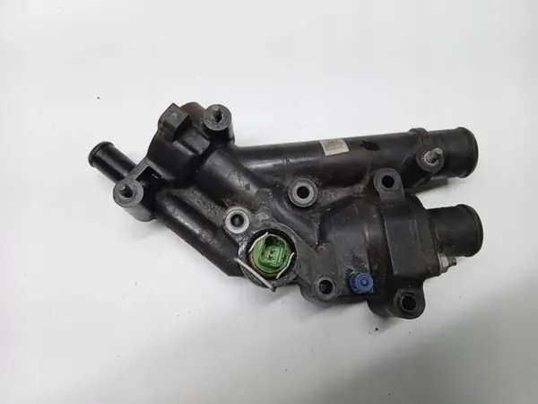 Carcasa de termostato Citroen C5 III Peugeot 2.0 16V OEM image 3