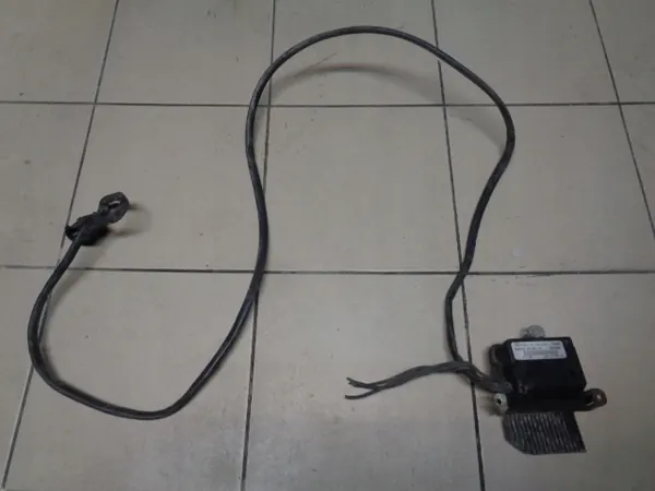 Relé de ventilador OEM 3D0959453E con cable largo image 2