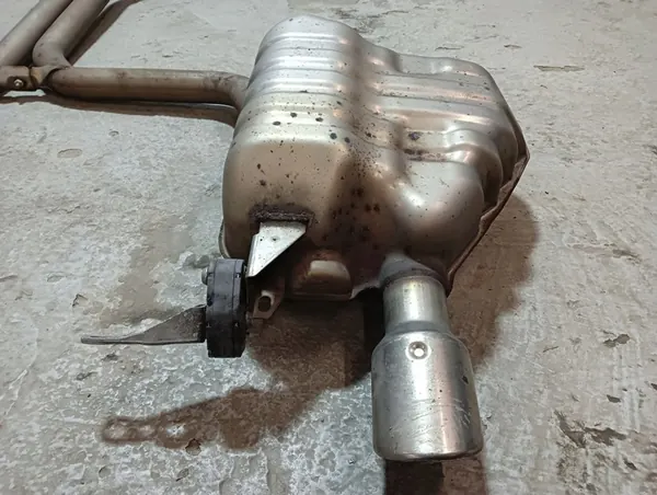 Tubo de escape Audi Q5 2009-2012 Diesel OEM 8R0253409F image 3