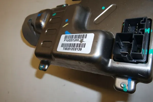 Ohjausosa Fiat 500 2013 OEM P1UD37JXWAE image 6