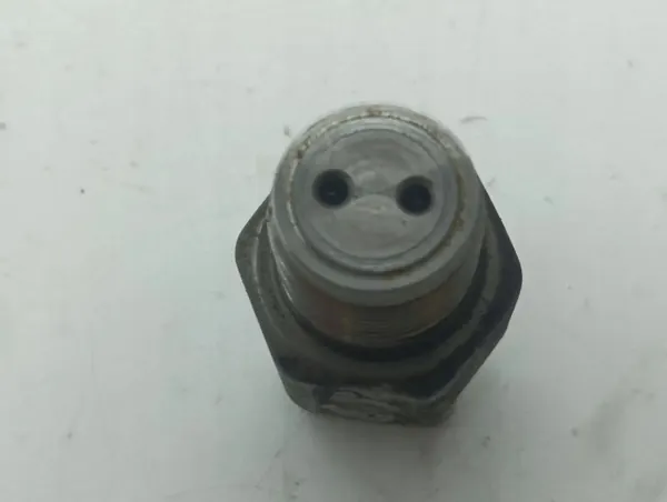 Toyota brandstofdruksensor OEM AMD108860 - Gebruikt image 5