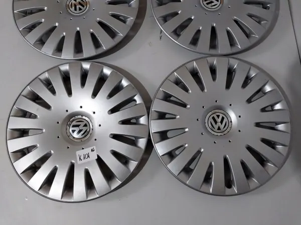 4x VW Passat B6 Farmari 2.0 TDI 16" Pölykupit OEM 3C0601147D image 3