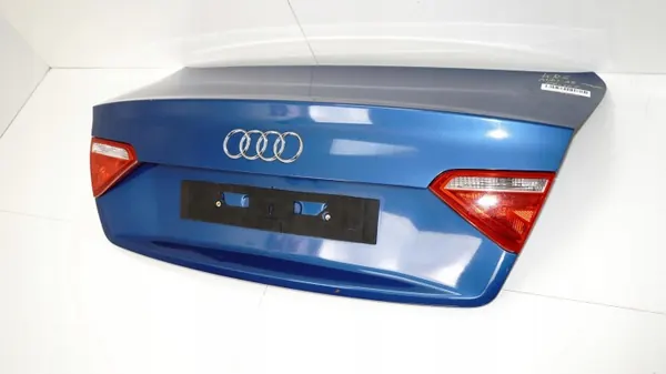 OEM 371116689 Tapa Maletero Audi A5 8T - Usado image 3