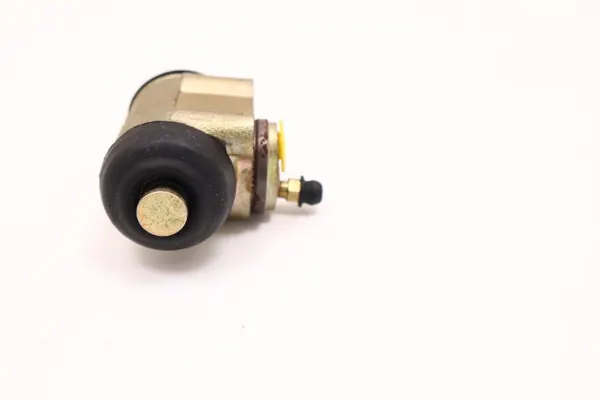 Nissan OE Bromscylinder ACM6790 - Begagnad image 3