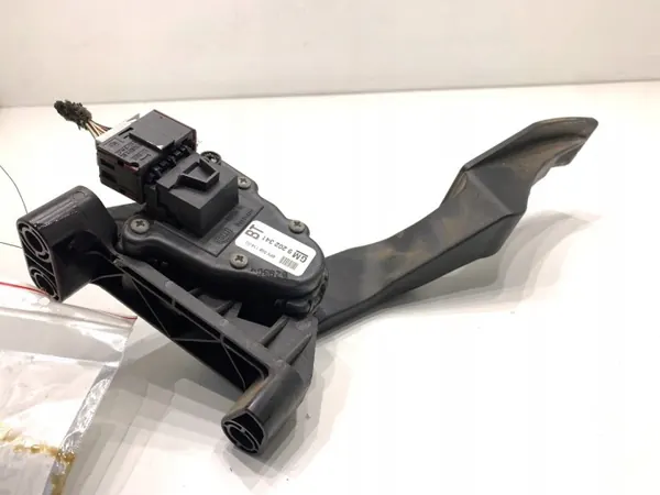 Pédale d'accélérateur OEM 9202341 pour Opel Zafira B image 3