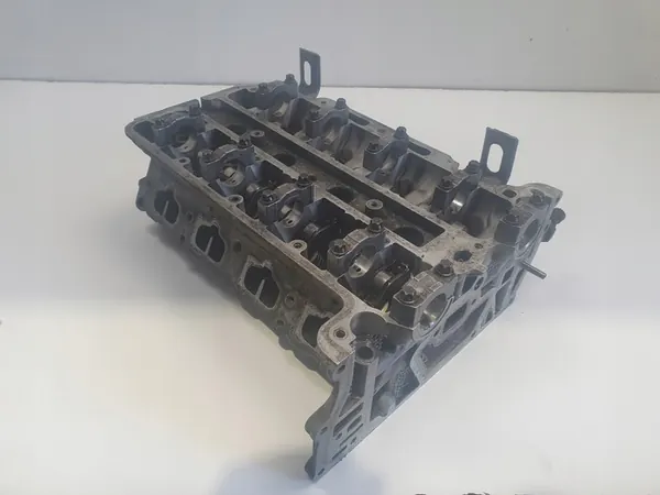 Opel Corsa D Cylinder Head image 3