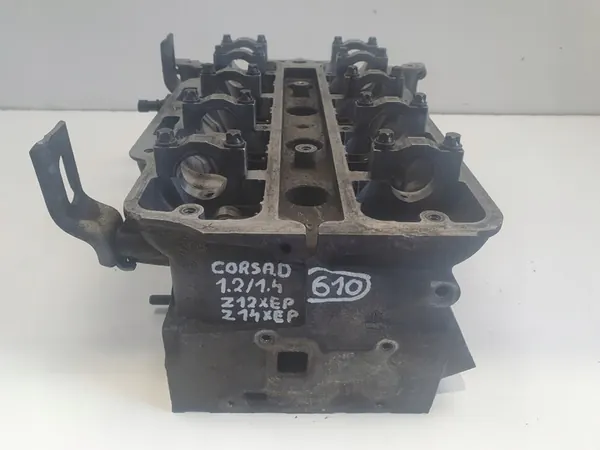Opel Corsa D Cylinder Head image 6