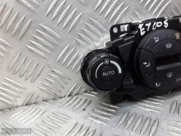 Module de Contrôle de Climatisation Ford Fiesta 2014 c1bt18c612bc image 2