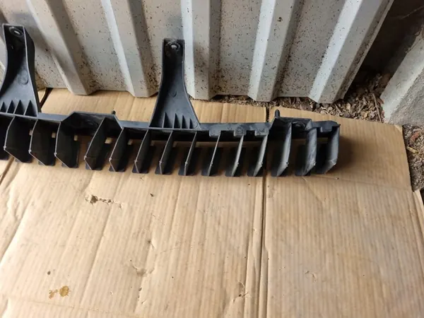 PEUGEOT 308 T9 II SW Deslizamento de Para-choque Traseiro OEM 9800981980 image 2