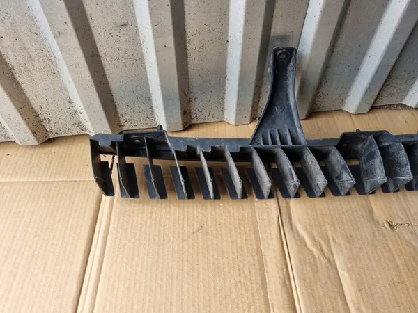 PEUGEOT 308 T9 II SW Deslizamento de Para-choque Traseiro OEM 9800981980 image 9