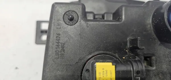 Farol de neblina dianteiro lado esquerdo Volkswagen T-Cross 2020 OEM image 10