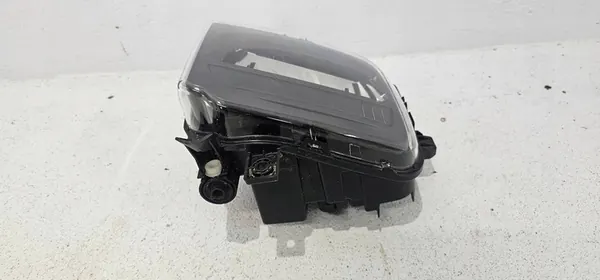 Farol de neblina dianteiro lado esquerdo Volkswagen T-Cross 2020 OEM image 3