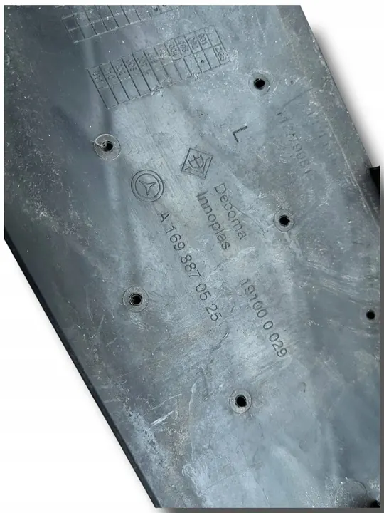 MERCEDES-BENZ A KL W169 08-11 Griglia Paraurti Sinistra A1698870525 image 3