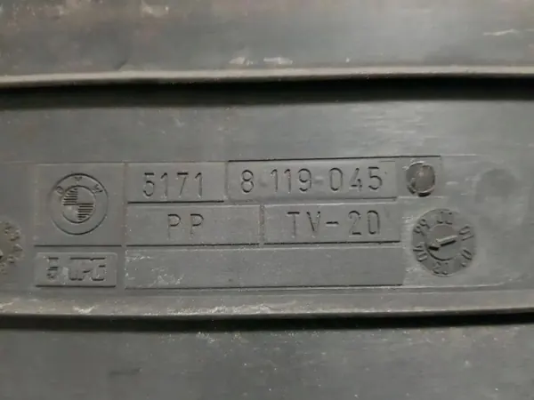 BMW Motorraumteil OEM 51718119045 für E36 image 3