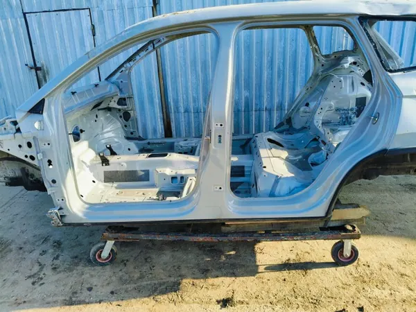 Panneau de bas de caisse gauche OEM 012 Karoq 25/24 image 2