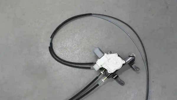 BMW G31 Rolladen-Hebegetriebe OEM 7385491 image 4