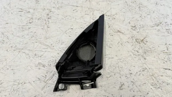 Luidsprekerafdekking driehoek links OEM 7416789 BMW 6 G32 image 4