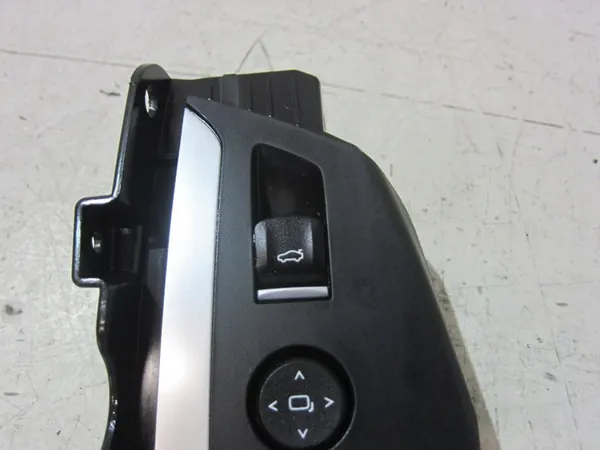 BMW X3 G01 G20 G30 G05 Raam Bediening Paneel 6832729 image 2