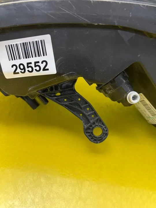 Oikea Ajovalo Renault Kadjar Full LED 2015- 260105570R image 6