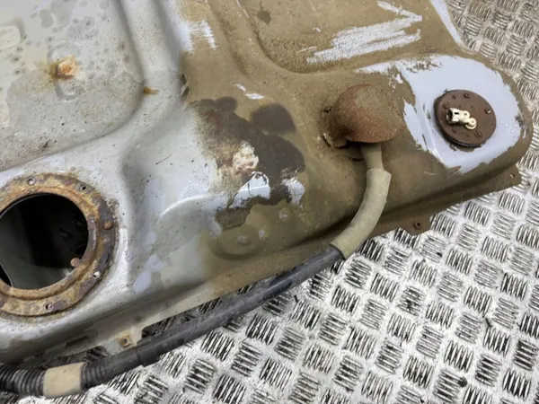 Tanque combustível Toyota RAV4 XA20 OEM 211216 image 3