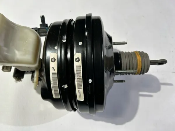 Jarruservo pumppu OEM 04581644AE Dodge Chargerille image 3