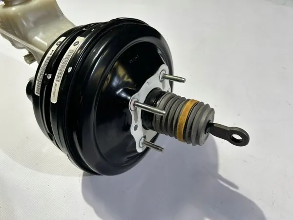 Jarruservo pumppu OEM 04581644AE Dodge Chargerille image 4
