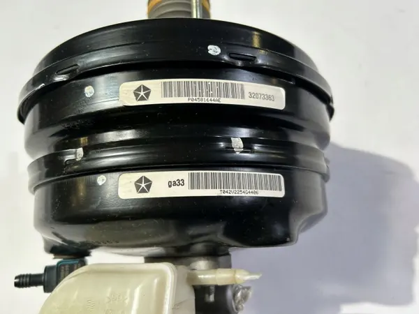 Jarruservo pumppu OEM 04581644AE Dodge Chargerille image 7