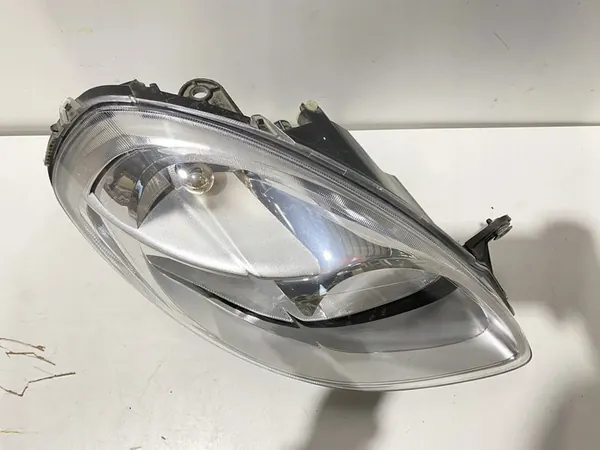 Farol Direito Lancia Ypsilon 51786653 image 2