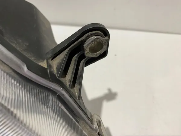 Farol Direito Lancia Ypsilon 51786653 image 6