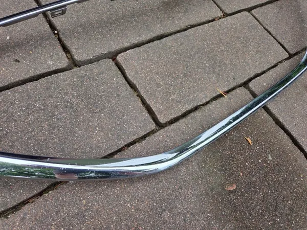 Grelha frontal cromada OEM 9675526677 para Peugeot 208 image 3
