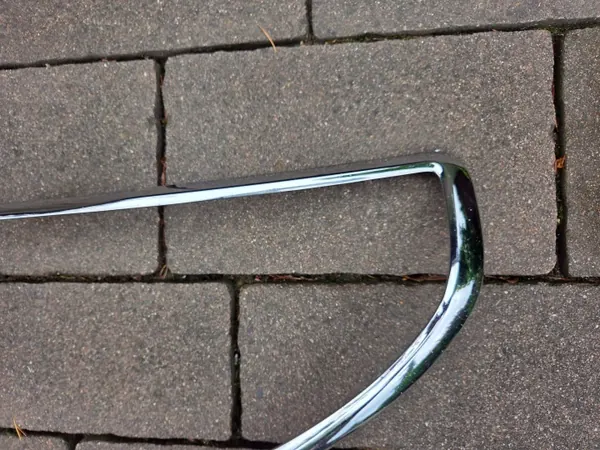 Grelha frontal cromada OEM 9675526677 para Peugeot 208 image 6
