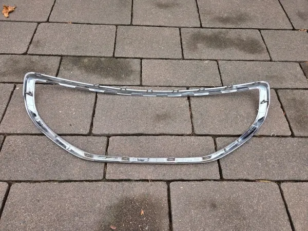 Grelha frontal cromada OEM 9675526677 para Peugeot 208 image 8