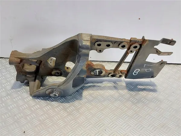 Suporte de mola dianteira esquerda DAF XF 106 460 EURO 6 image 1