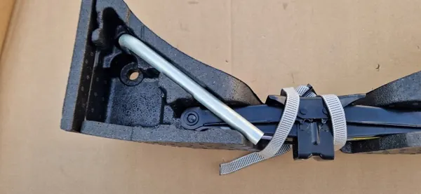 Kit reparação macaco Skoda Kodiaq OEM 565863957A image 3